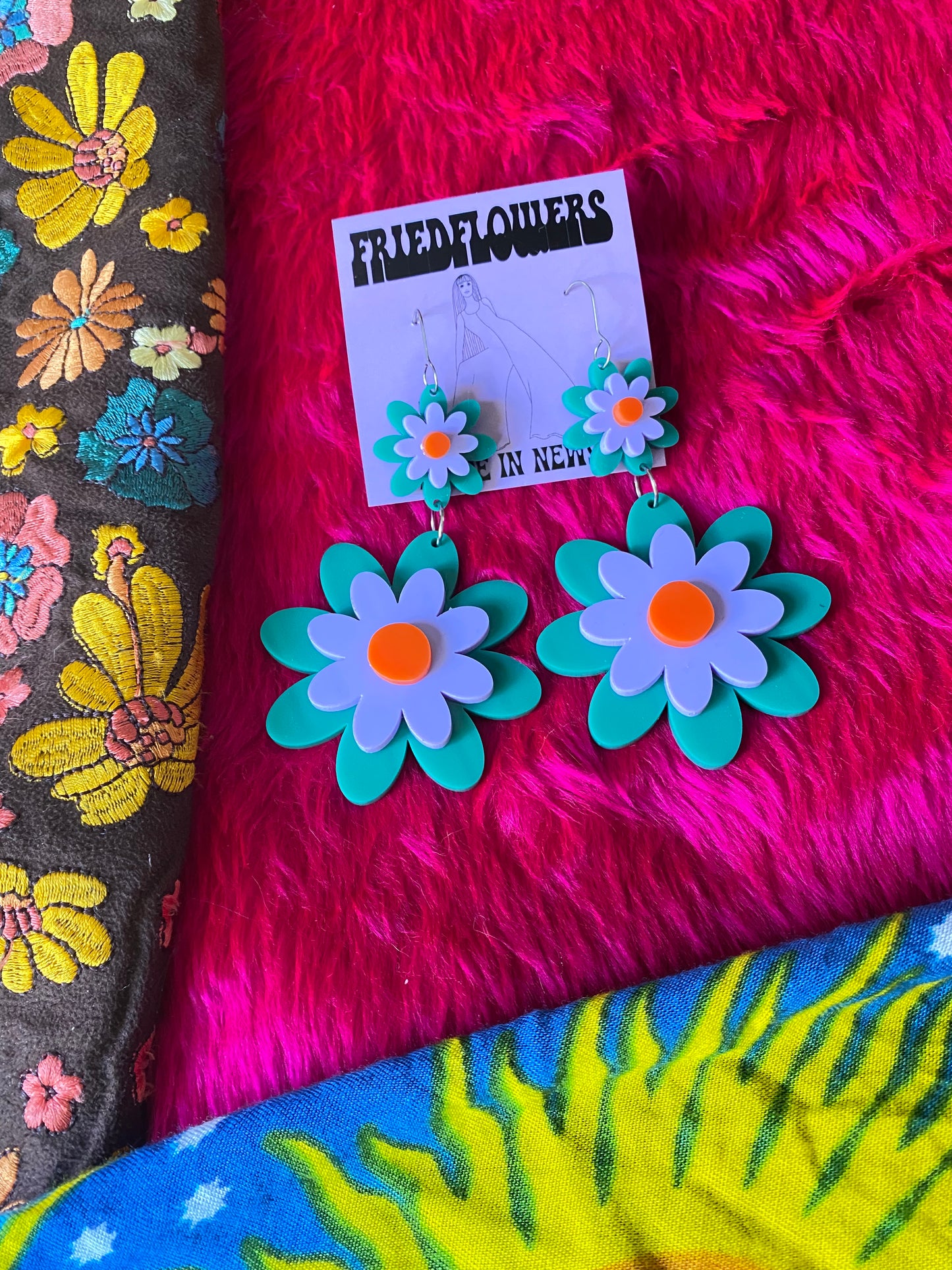 Feeling Groovy Flower Power earrings