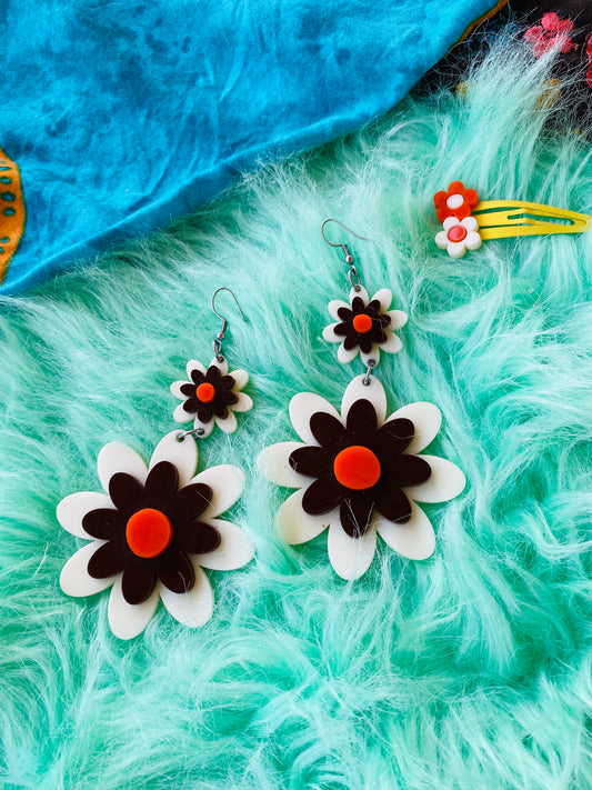 Feeling Groovy Flower Power earrings