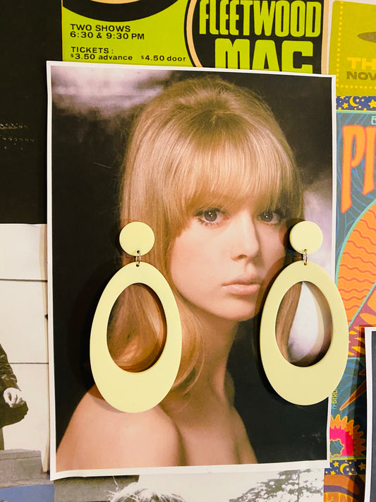 1960s Mod Loopy earrings